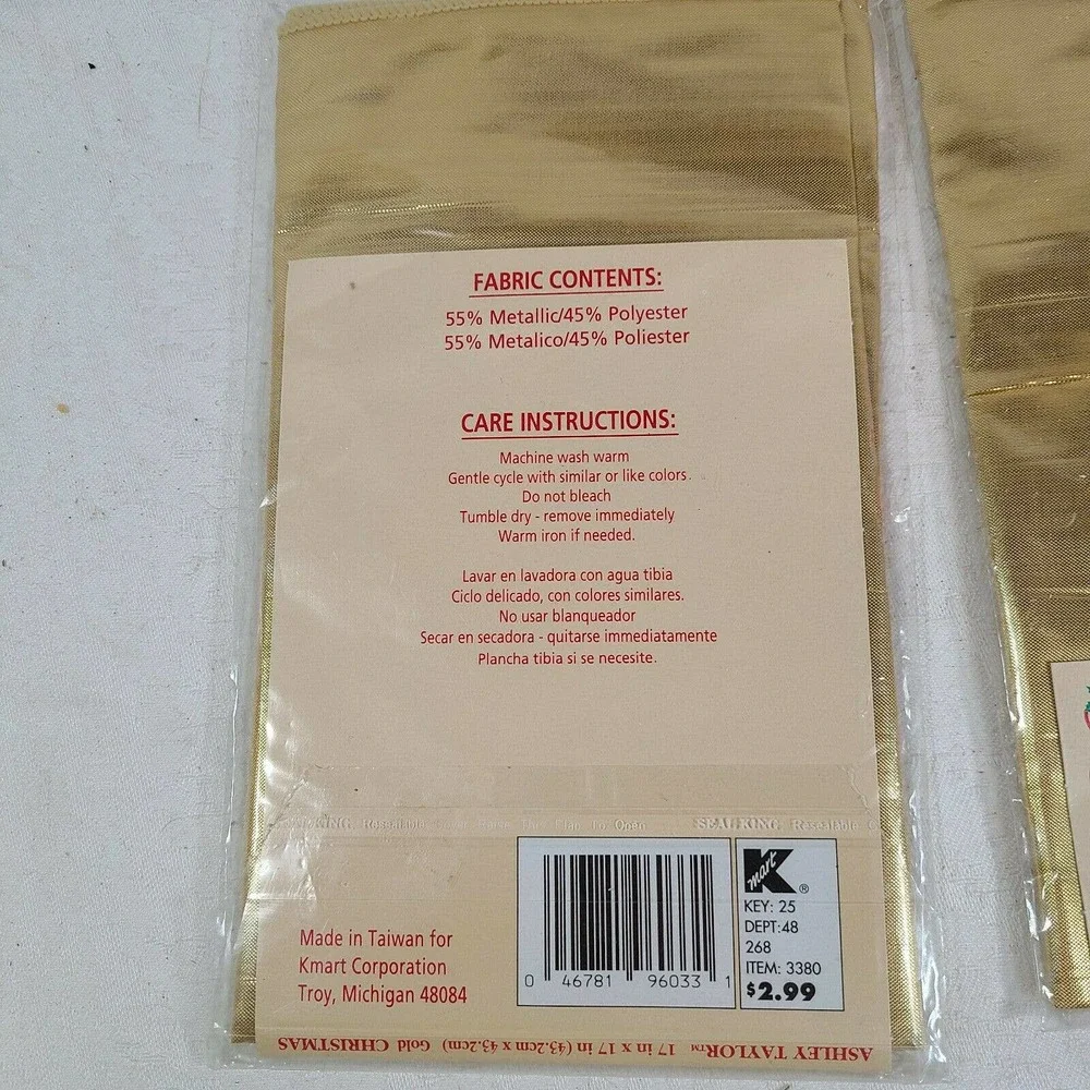 Ashley Taylor CHRISTMAS Gold Lame Napkins New In Package 17 X 17 2 pkgs 4 napkin